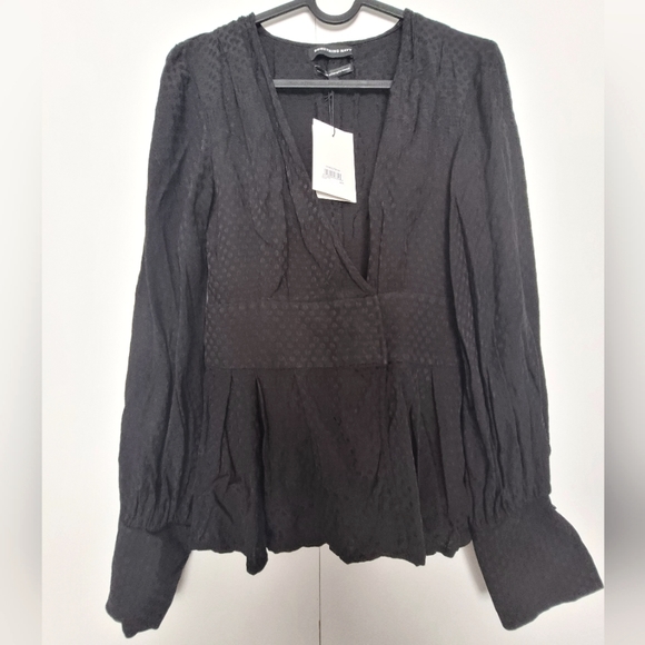 Something Navy Waist Detail Black Jacquard Peplum Surplice Top, size XXS - Picture 7 of 8